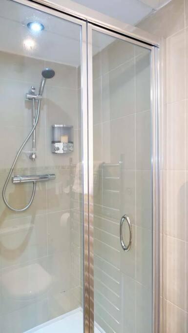 Seymour Townhouse By Serviced Living Liverpool Ngoại thất bức ảnh