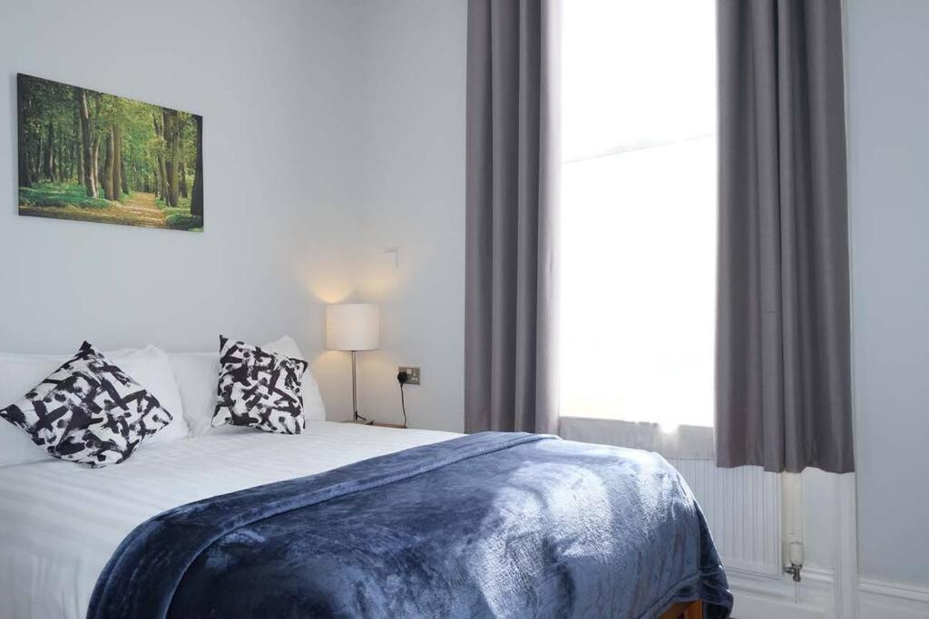 Seymour Townhouse By Serviced Living Liverpool Ngoại thất bức ảnh